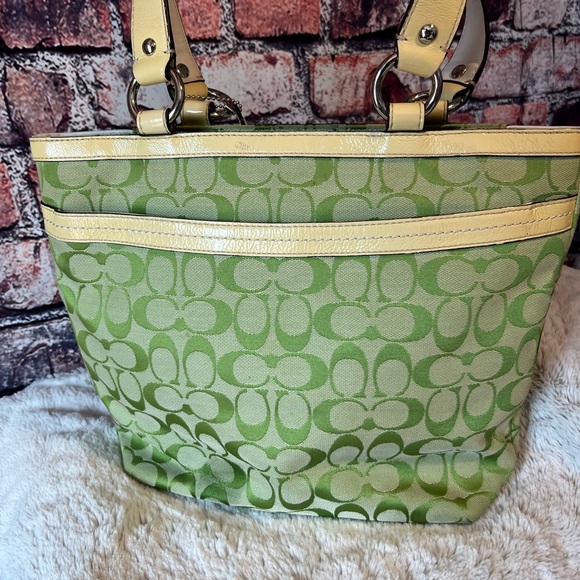 Coach Handbag Vintage Apple Green - Picture 11 of 12